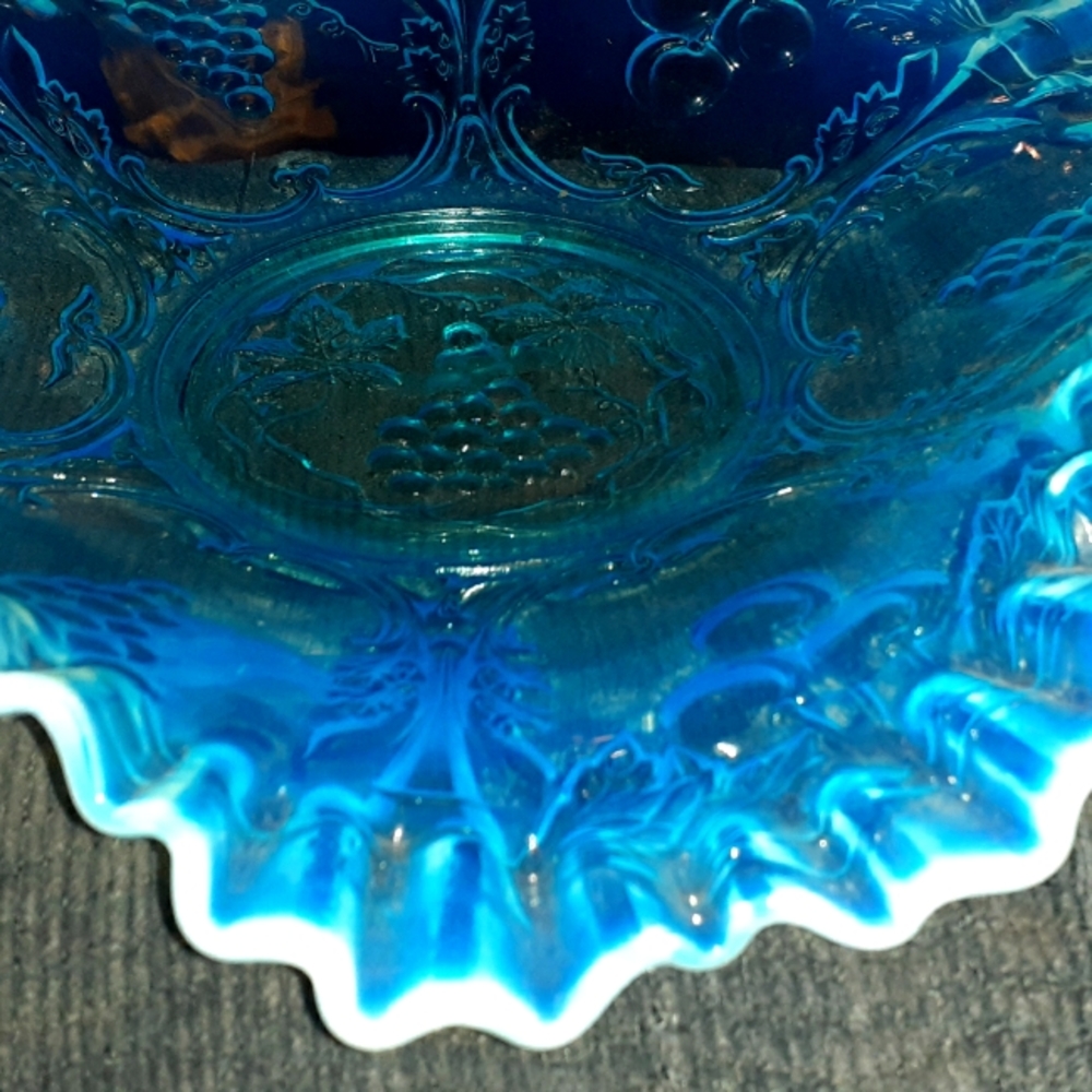 Vintage Fenton Opalescent Decorative Bowl